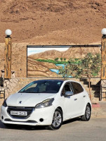 voitures-peugeot-208-2014-bou-saada-msila-algerie