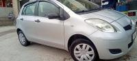 سيارات-toyota-yaris-2010-قسنطينة-الجزائر