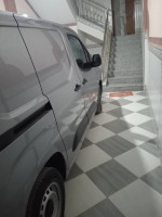 voitures-fiat-doblo-2023-lakhdaria-bouira-algerie