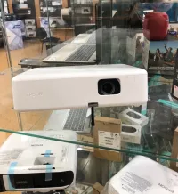 Vidéo projecteur Epson CO-W01, 3000-lumens HDMI