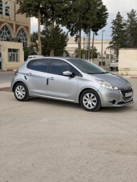 سيارات-peugeot-208-2013-حسين-داي-الجزائر