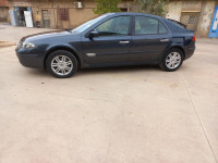 voitures-renault-laguna-2-2001-initial-sidi-chami-oran-algerie