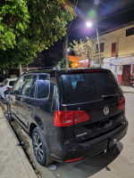 voitures-volkswagen-touran-2014-familly-tipaza-algerie