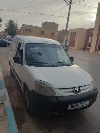 سيارات-peugeot-partner-2012-عشعاشة-مستغانم-الجزائر