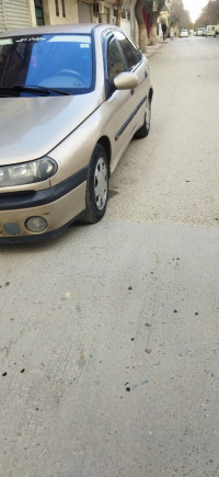 voitures-renault-laguna-1-2000-tamlouka-guelma-algerie