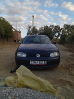 voitures-volkswagen-golf-4-2002-boumerdes-algerie