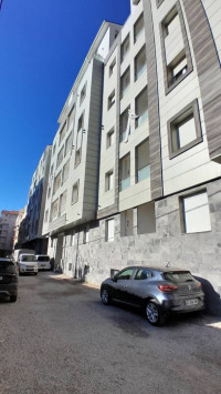 appartement-vente-f2-alger-dar-el-beida-algerie