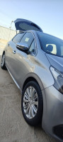 voitures-peugeot-208-2019-allure-facelift-biskra-algerie