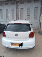 voitures-volkswagen-polo-2011-style-ain-laloui-bouira-algerie