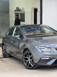 سيارات-seat-leon-2018-أم-البواقي-الجزائر