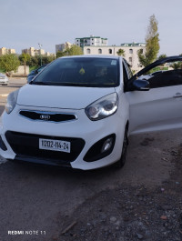 voitures-kia-picanto-2014-aghbalou-bouira-algerie