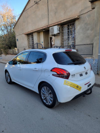 voitures-peugeot-208-2019-allure-facelift-sidi-bel-abbes-algerie