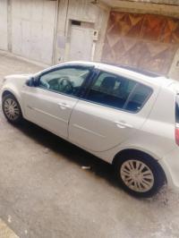 سيارات-renault-clio-3-2012-بن-خليل-البليدة-الجزائر