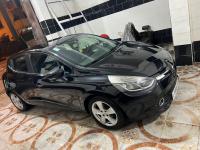 citadine-renault-clio-4-2014-les-eucalyptus-alger-algerie