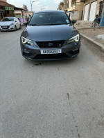 voitures-seat-leon-2018-fr-skikda-algerie