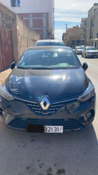 voitures-renault-clio-5-2021-untos-oran-algerie