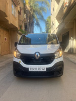 fourgon-renault-trafic-2017-bou-ismail-tipaza-algerie