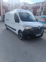 fourgon-renault-master-2020-aomar-bouira-algerie