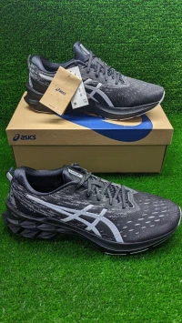 Asics NOVABLAST 2- 1011B192-001 - Original اصلية - Pointure 47 / 30 CM