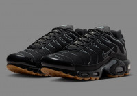 basquettes-nike-air-max-plus-black-grey-gum-ref-fv0385-001-original-اصلية-pointure-47-305-cm-birkhadem-alger-algerie