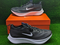 أحذية-رياضية-nike-zoom-fly-4-ref-ct2392-001-original-اصلية-pointure-46-30-centimetre-بئر-خادم-الجزائر