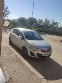 voitures-opel-corsa-2012-alger-centre-algerie