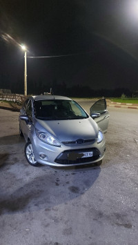 voitures-ford-fiesta-2013-bordj-el-kiffan-alger-algerie