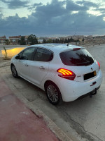 citadine-peugeot-208-2019-tech-vision-mascara-algerie