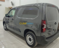 voitures-fiat-doblo-2024-new-van-confort-oum-el-bouaghi-algerie