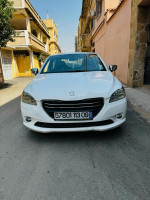 voitures-peugeot-301-2013-blida-algerie