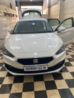 voitures-seat-leon-2022-style-ben-aknoun-alger-algerie