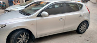 voitures-hyundai-i30-2011-algerie