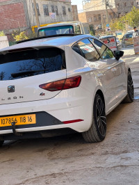 voitures-seat-leon-2018-fr15-el-azizia-medea-algerie