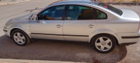 voitures-volkswagen-passat-2004-batna-algerie