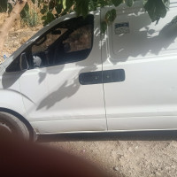 fourgon-hyundai-h1-2014-draa-el-mizan-tizi-ouzou-algerie