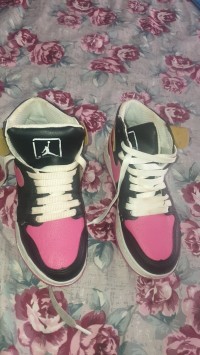 chaussures-basket-nike-rose-bouira-algerie