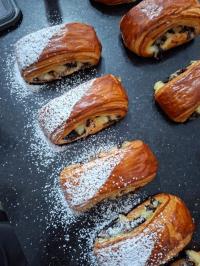 سياحة-و-تذوق-الطعام-cherche-emploi-dans-le-domaine-de-la-viennoiserie-بئر-توتة-الجزائر