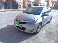 سيارة-صغيرة-toyota-yaris-2014-سطيف-الجزائر