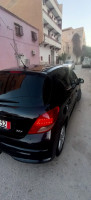 citadine-peugeot-207-2011-sportium-biskra-algerie