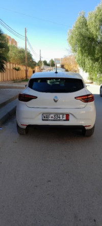 voitures-renault-clio5-2023-djelfa-algerie