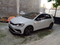 voitures-volkswagen-golf-7-2018-carat-mila-algerie