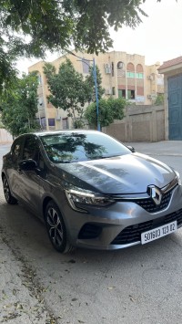 سيارات-renault-clio-5-2023-equilibre-الشلف-الجزائر