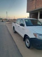 voitures-toyota-hilux-2010-benaceur-touggourt-algerie