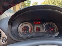سيارات-renault-clio-3-2006-البليدة-الجزائر
