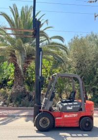 جرار-manitou-clark-2012-مفتاح-البليدة-الجزائر