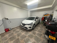 voitures-renault-clio5-2021-business-beni-tamou-blida-algerie