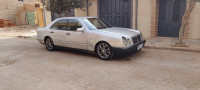 grande-berline-mercedes-classe-e-1997-mecheria-naama-algerie