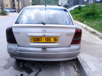 moyenne-berline-opel-astra-2005-baba-hassen-alger-algerie