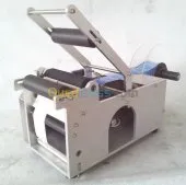 Etiqueteuse semi-automatique