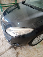 moyenne-berline-renault-megane-3-2010-taougrite-chlef-algerie